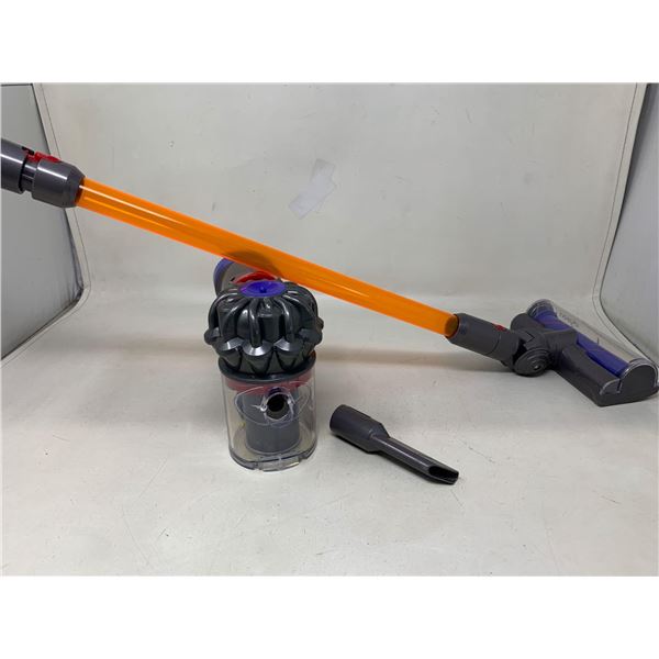 Dyson kids vacuum toy