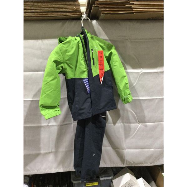 NEW Paradox Childrens 2 pce rain suit M 7/8