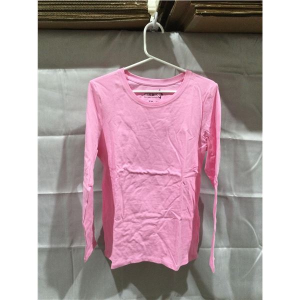 NEW Hanes WomensÂ top - M