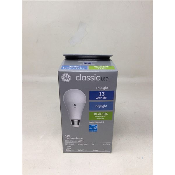 GE Electric Classic LED A19 Daylight 5000k Color Temp Bulb