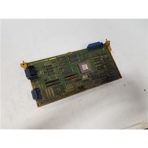 FANUC A16B-1211-0250 MDI/CRT CIRCUIT BOARD