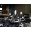 Image 1 : 4 glass Pyrex 2800 ml flasks