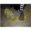 Image 1 : THREE 3/4 INCH GATE VALVES