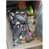 Image 3 : LOT OF FISHING RODS, REELS AND LURES