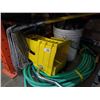 Image 2 : GARDEN HOSE, SPRINKLER AND HOSE WAND, MOP AND WRINGER