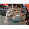 Image 3 : Tote of large netting