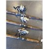 Image 2 : 3 FISHING RODS WITH REELS