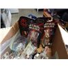 Image 2 : BOX OF STAR WAR COLLECTIBLES