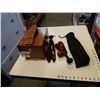 Image 1 : 2 SHOE FORMS AND WOOD SHOE SHINE BOX