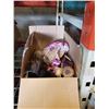 Image 1 : LOT OF COLLECTABLE DOLLS