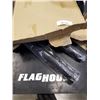 Image 1 : NEW FLAGHOUSE TEE BALL STAND