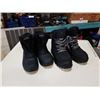 Image 1 : Two pairs of as new 3M thinsulate boots size 9 and 10