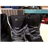Image 2 : Two pairs of as new 3M thinsulate boots size 9 and 10