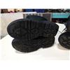Image 8 : Two pairs of as new 3M thinsulate boots size 9 and 10