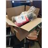 Image 1 : BOX OF DISPOSABLE PLATES, CUPS, STRAWS, CUTLERY