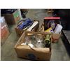 Image 1 : 3 boxes of games, handbags and glassware