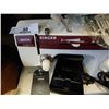 Image 2 : SINGER 3140 SEWING MACHINE