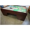 Image 4 : Kids activity table