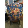 Image 10 : 2 WOOD WINGBACK CHAIRS