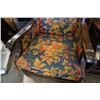 Image 16 : 2 WOOD WINGBACK CHAIRS