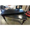 Image 1 : MODERN DINING TABLE WITH LEAF