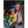 Image 3 : 3 WOOD DOLLS AND MINIATURE BENCH