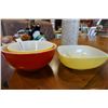 Image 2 : 4 PYREX PIECES - 3 MIXING BOWLS AND SMALL SQUARE BOWL