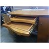 Image 8 : MCM MAPLE VANITY - TOP NEEDS MIRROR