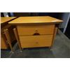 Image 2 : PAIR OF MAPLE MCM 2 DRAWER NIGHTSTANDS