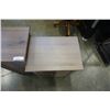 Image 2 : 2 PINE NIGHTSTANDS