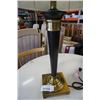 Image 2 : WOOD AND BRASS TABLE LAMP
