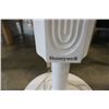 Image 2 : HONEYWELL TOWER FAN