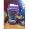 Image 2 : 2 SMALL PETCETERA  AQUARIUMS