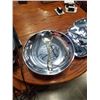Image 2 : 2 MCM SERVING TRAYS