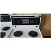Image 2 : WHITE STOVE