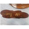 Image 3 : LOT OF DECORATIVE WOOD ITEMS, FAN, ART