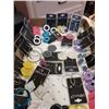 Image 2 : 24 pairs of new earrings and 14 leather bracelets