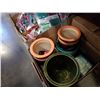 Image 2 : 2 BOXES OF PLANTER POTS