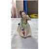 Image 2 : 2 royal doulton 4.5" figures Babie and Dinky do