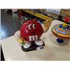 Image 2 : PAPA SMURF TOY, MNM DISPENSER AND SPINNING KIDS TOY