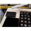 Image 3 : TRAY OF JEWELRY DISPLAYS AND RING BOXES