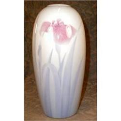 Fukagawa IRIS Vase IMPERIAL  Japanese PORCELAIN#1691247