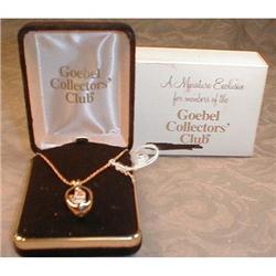 Hummel NECKLACE Pendant COLLECTORS Club - BOXED#1691252