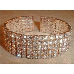 Cache BOUTIQUE Rhinestone BRACELET Flex CUFF #1691308