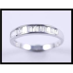 Classy 18K White Gold Diamond Ring #1691748