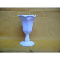 SUNDAE FOOTED MILK GLASS #1691836