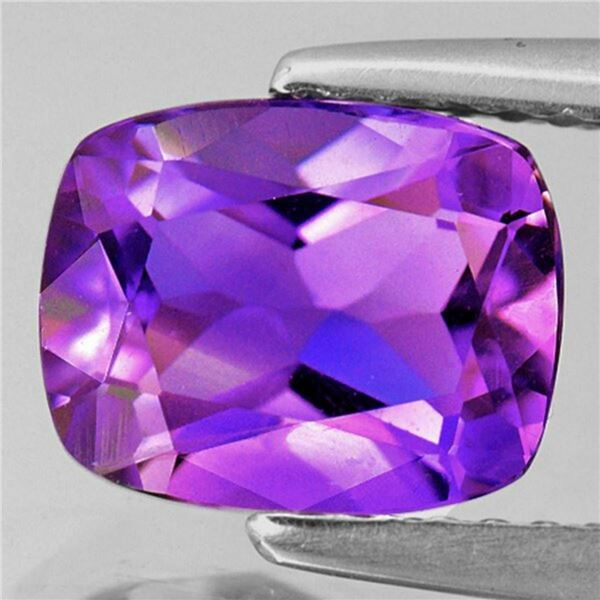 Natural Pinkish Purple Amethyst [Flawless-VVS]