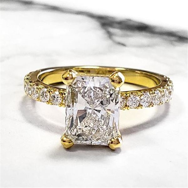 Natural 1.72 CTW Radiant Cut Diamond Engagement Ring 18KT Yellow Gold