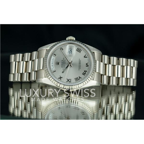 Pre-Owned Rolex Day-Datem18239