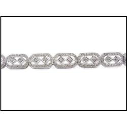 Remarkable 14K White Gold Diamond Bracelet #1681608